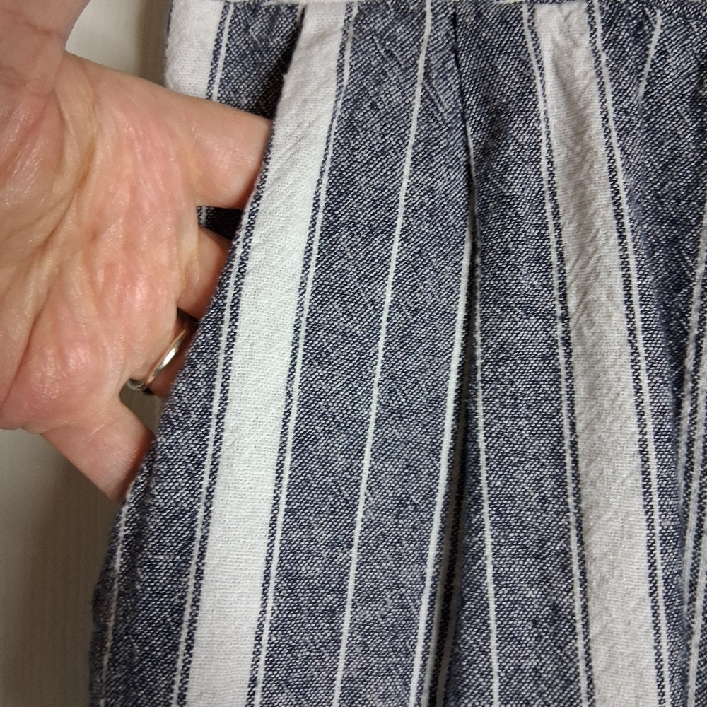 Striped High Waist Pull On Linen Blend Shorts - Navy & White SZ 14W - Picture 4 of 7